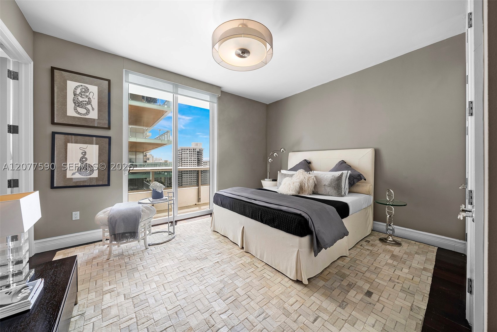 5801 Collins Ave #PH1600, Miami Beach FL 33140
