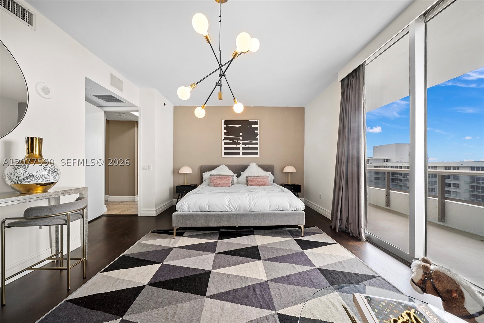 5801 Collins Ave #PH1600, Miami Beach FL 33140