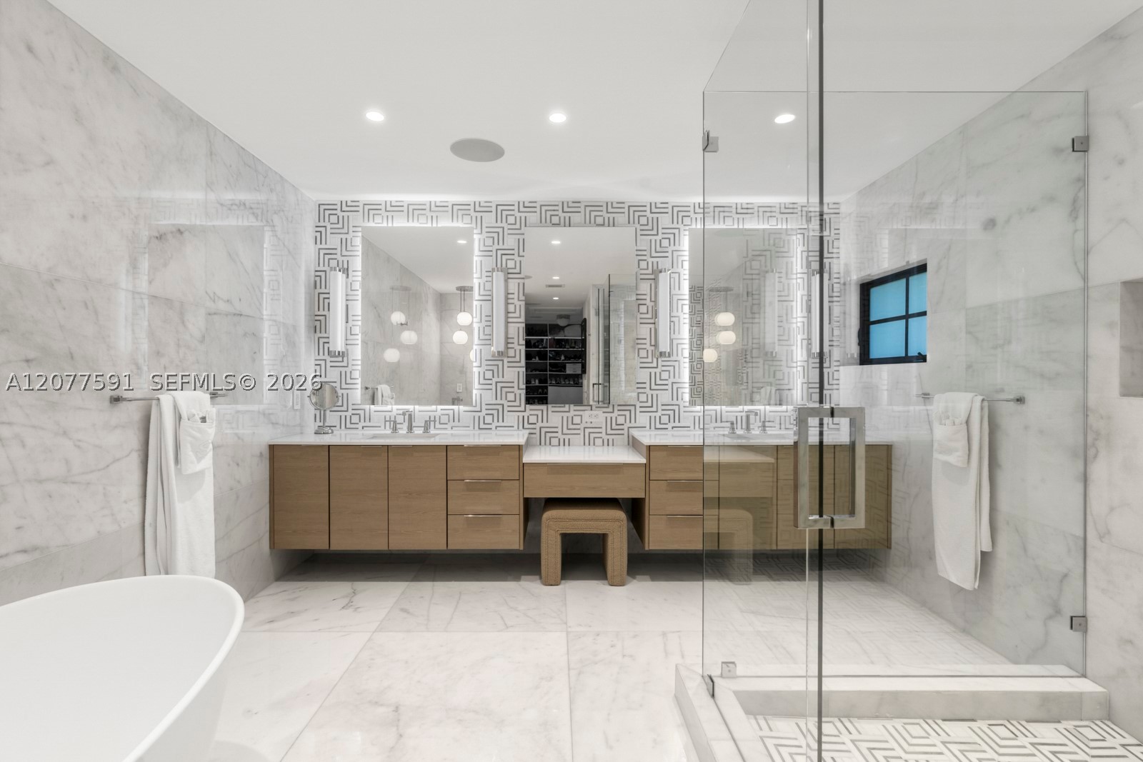 4442 Prairie Ave, Miami Beach FL 33140