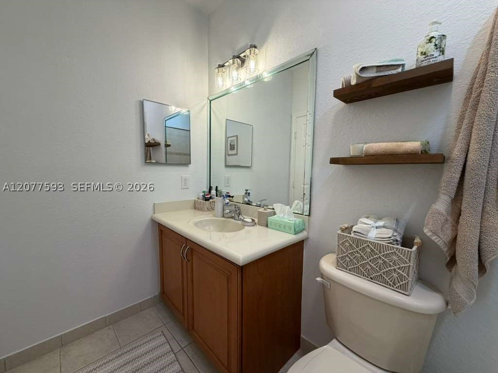 7940 NW 108th Pl, Doral FL 33178