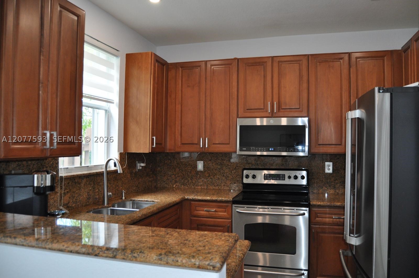 7940 NW 108th Pl, Doral FL 33178
