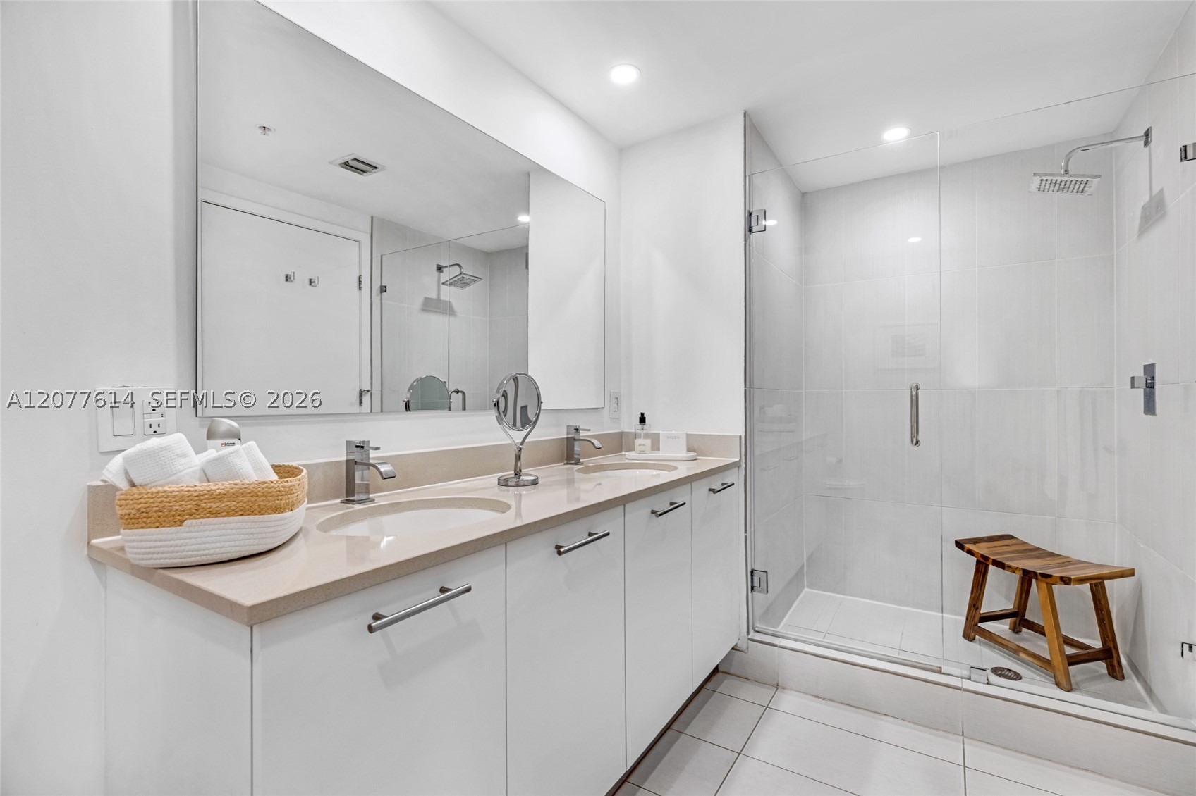 3250 NE 1st Ave #605, Miami FL 33137