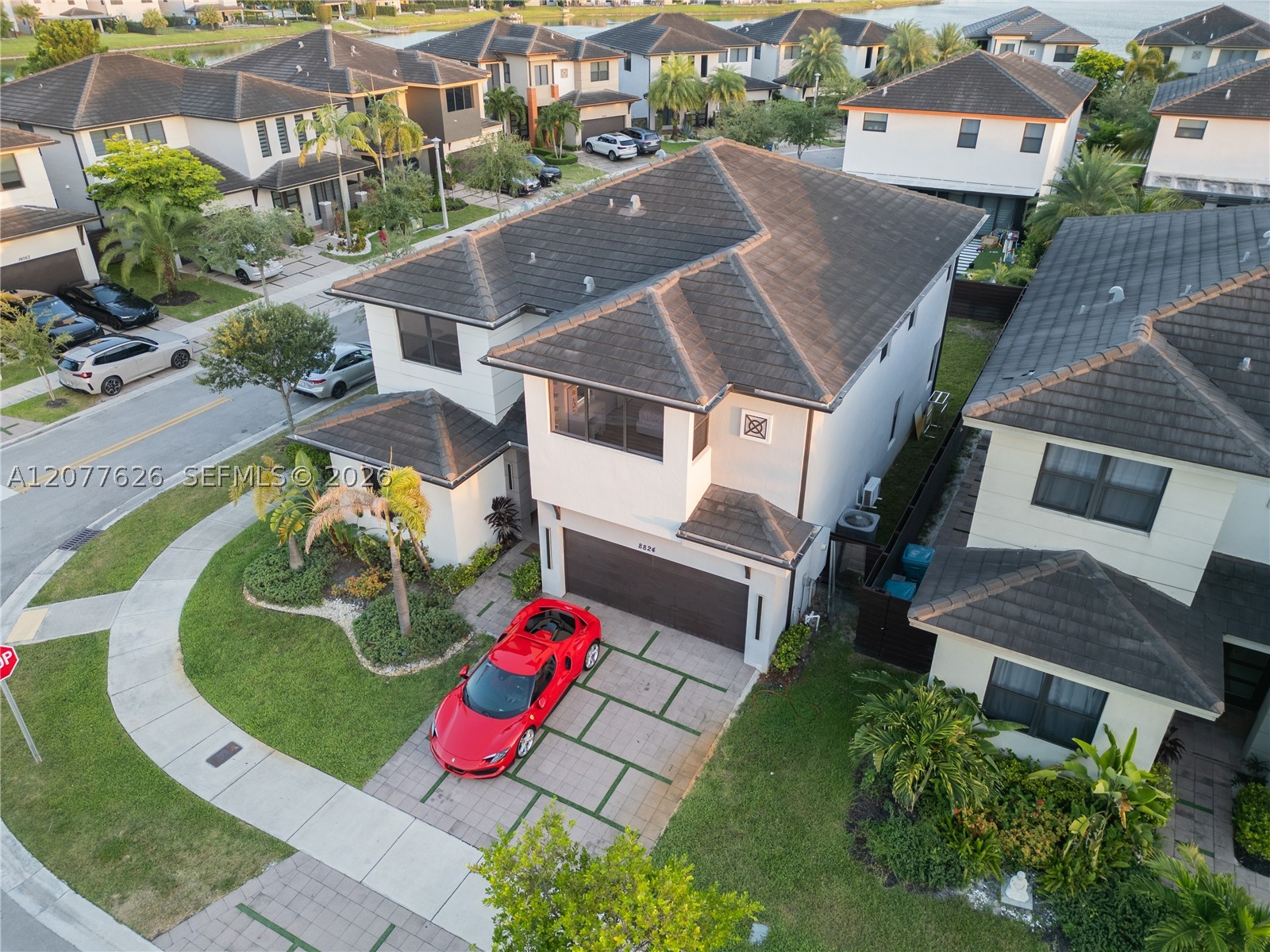8824 NW 161st Ter, Miami Lakes FL 33018