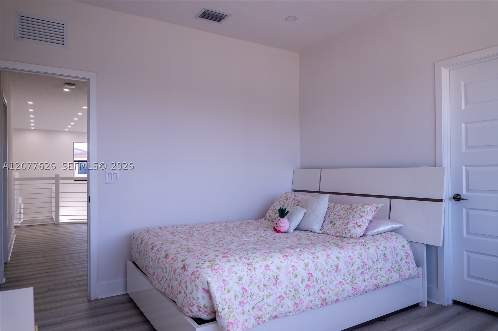 8824 NW 161st Ter, Miami Lakes FL 33018