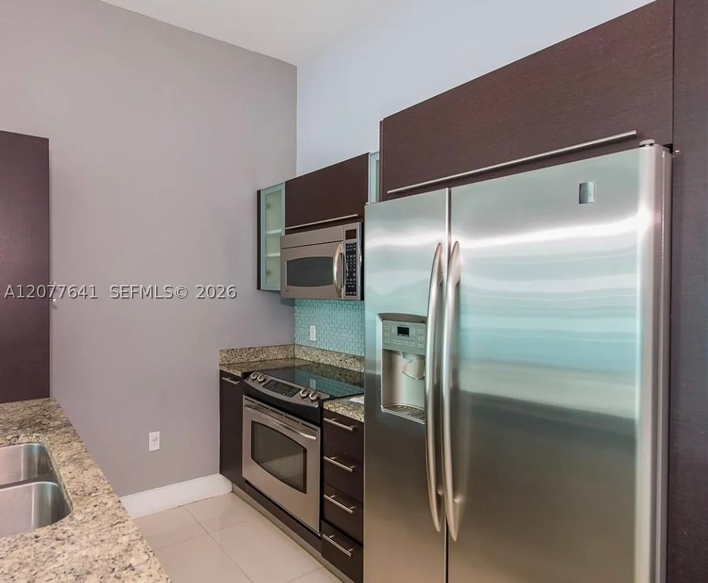 950 Brickell Bay Dr #902, Miami FL 33131