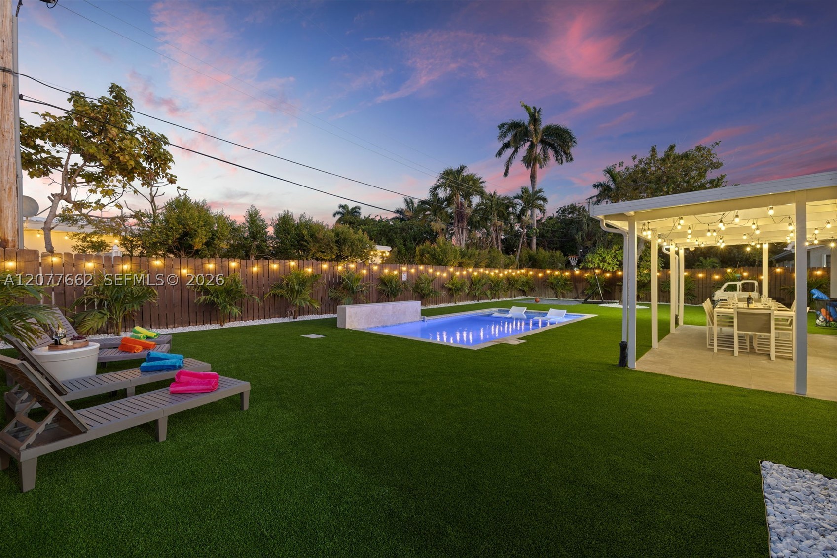 220 NE 10th Ave, Hallandale Beach FL 33009