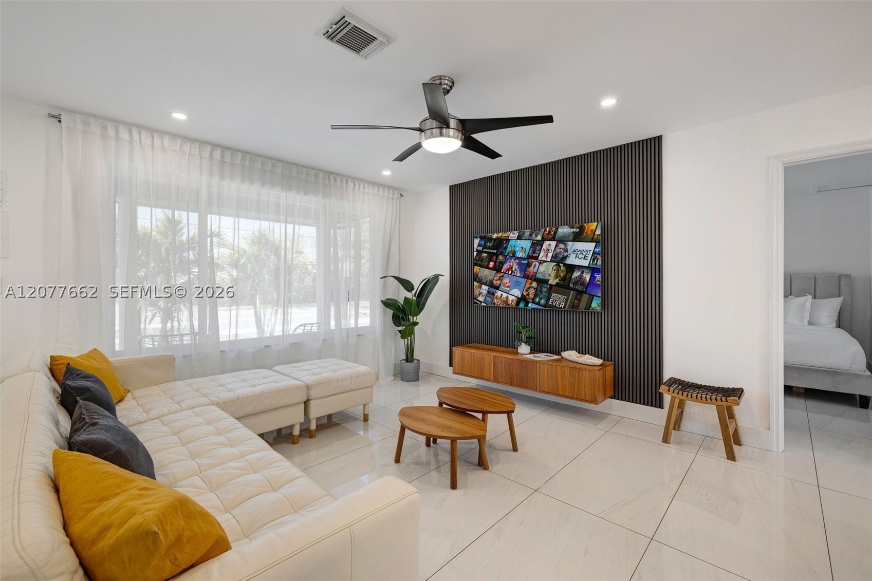220 NE 10th Ave, Hallandale Beach FL 33009