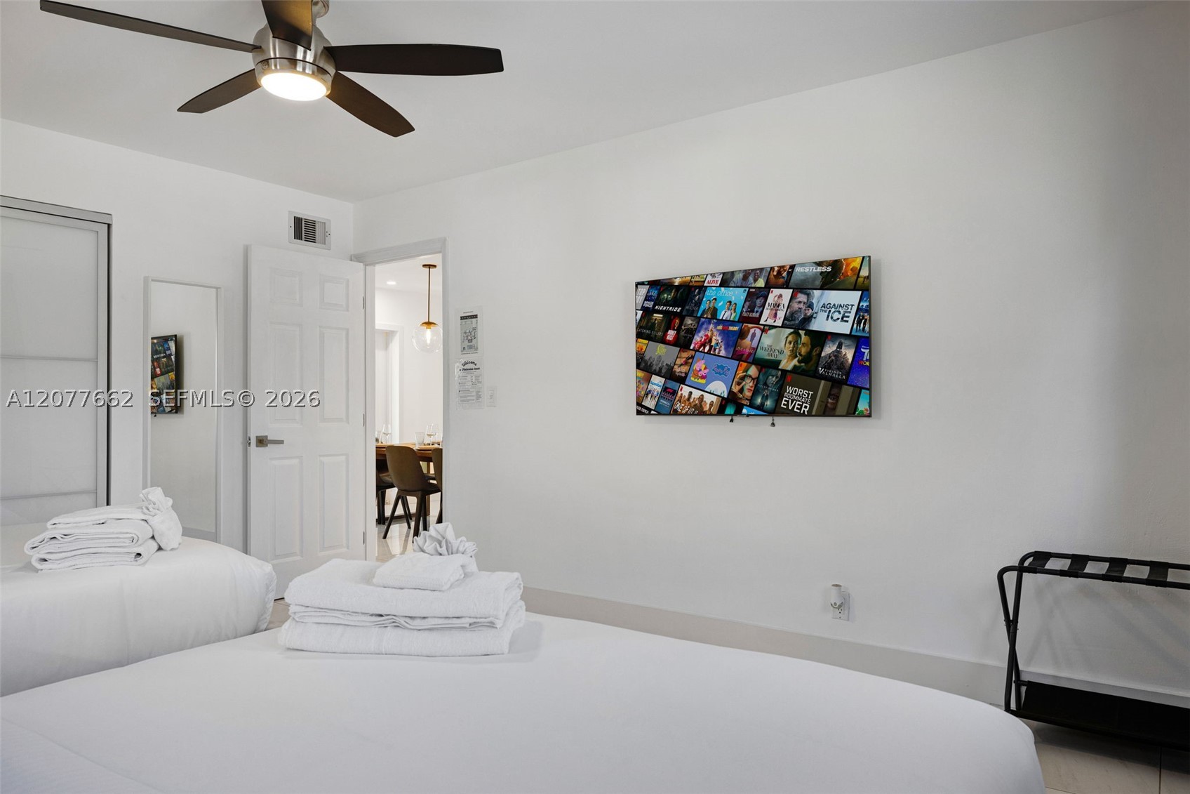 220 NE 10th Ave, Hallandale Beach FL 33009