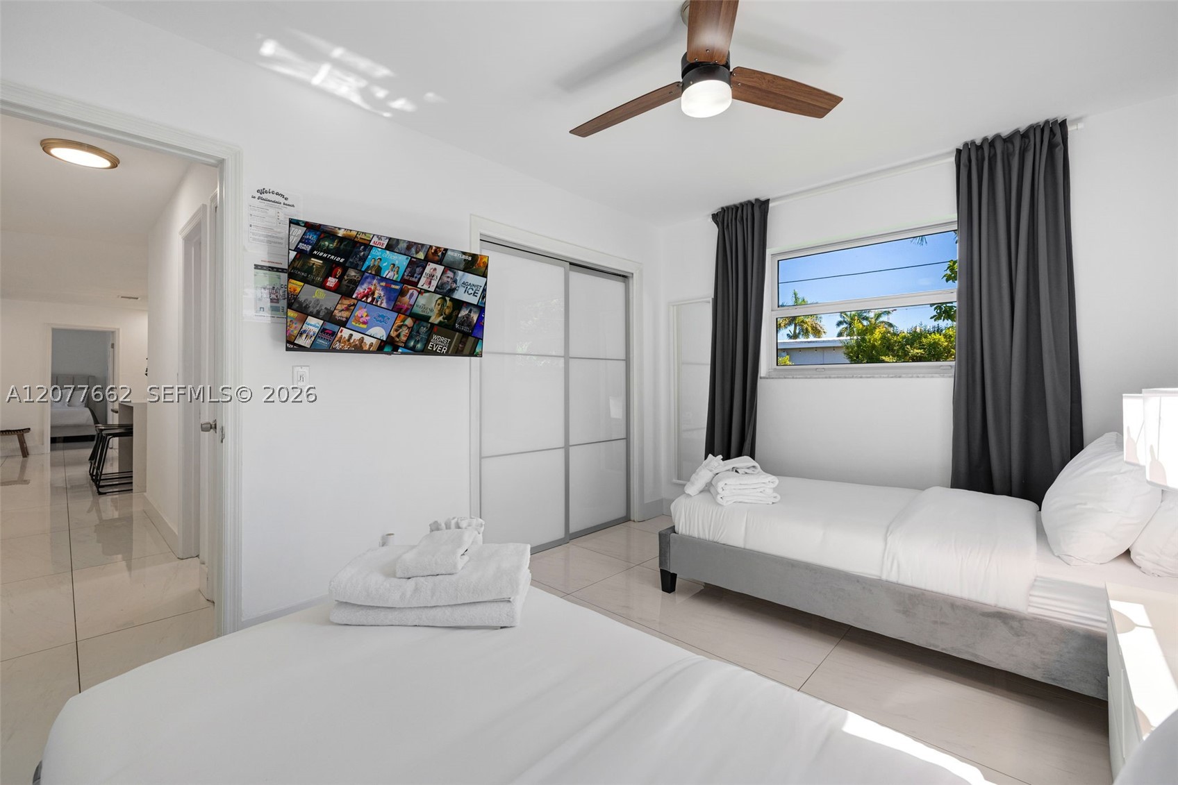 220 NE 10th Ave, Hallandale Beach FL 33009