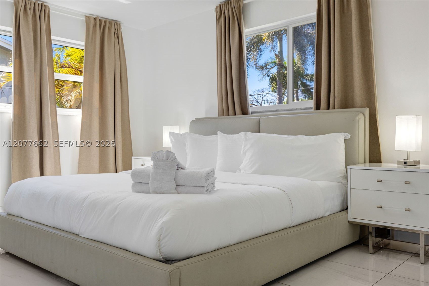 220 NE 10th Ave, Hallandale Beach FL 33009
