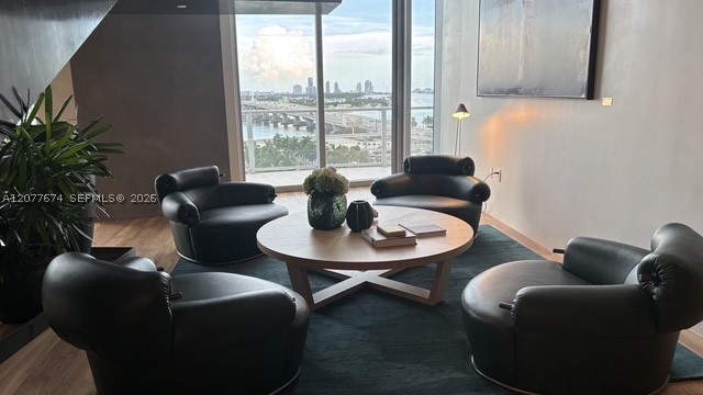1400 Biscayne Blvd #2106, Miami FL 33132