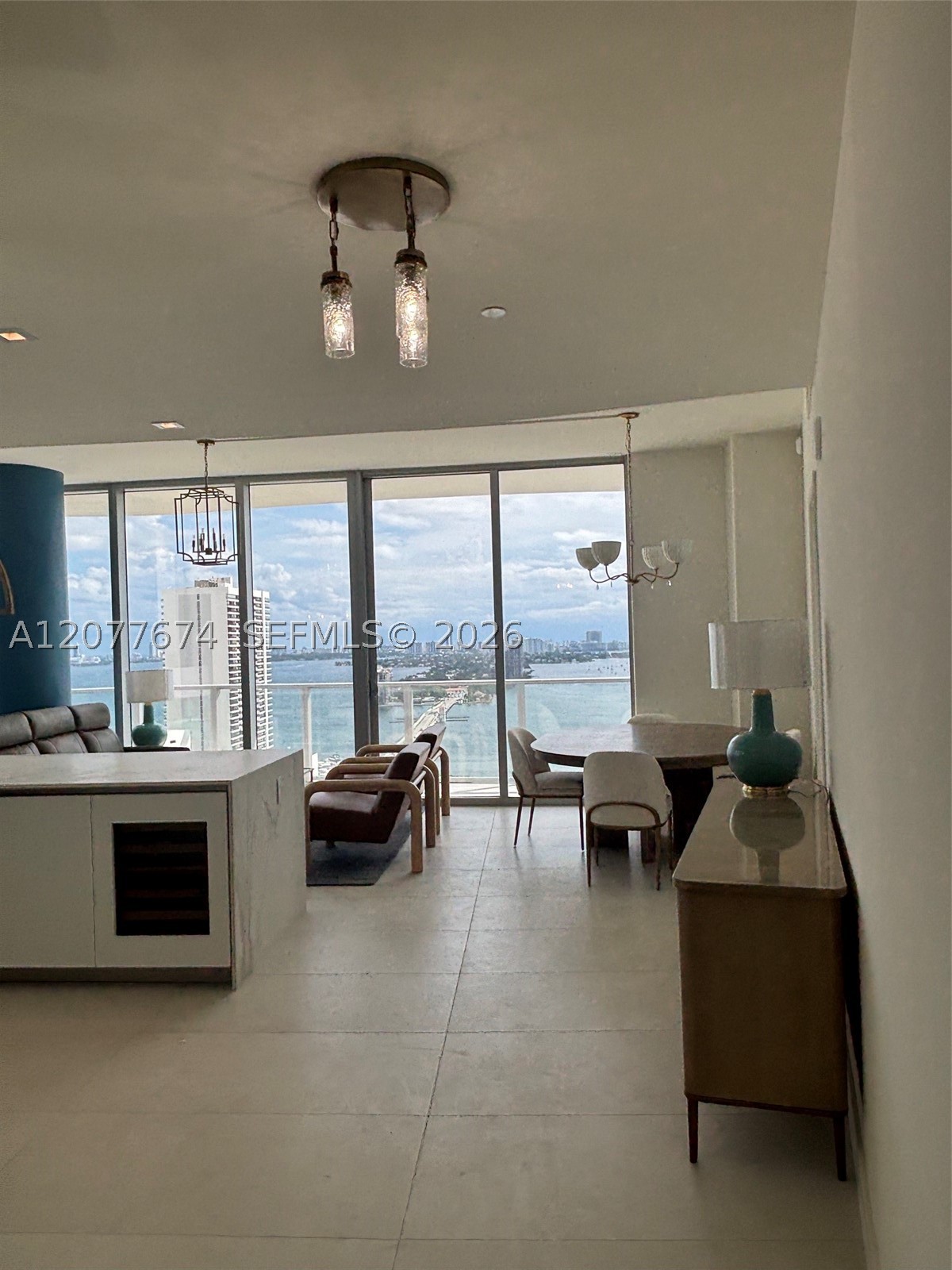 1400 Biscayne Blvd #2106, Miami FL 33132