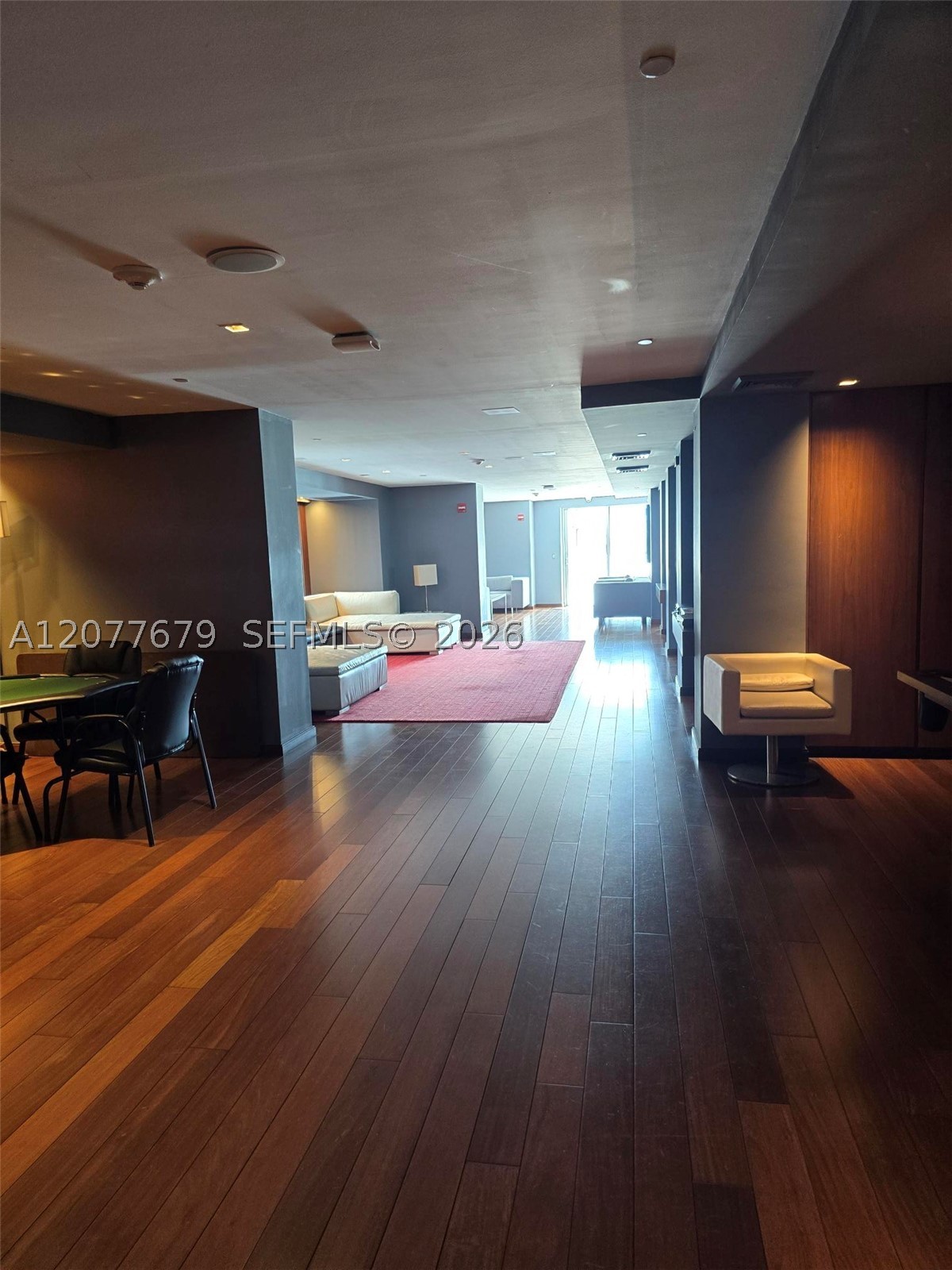 325 S Biscayne Blvd #3115, Miami FL 33131