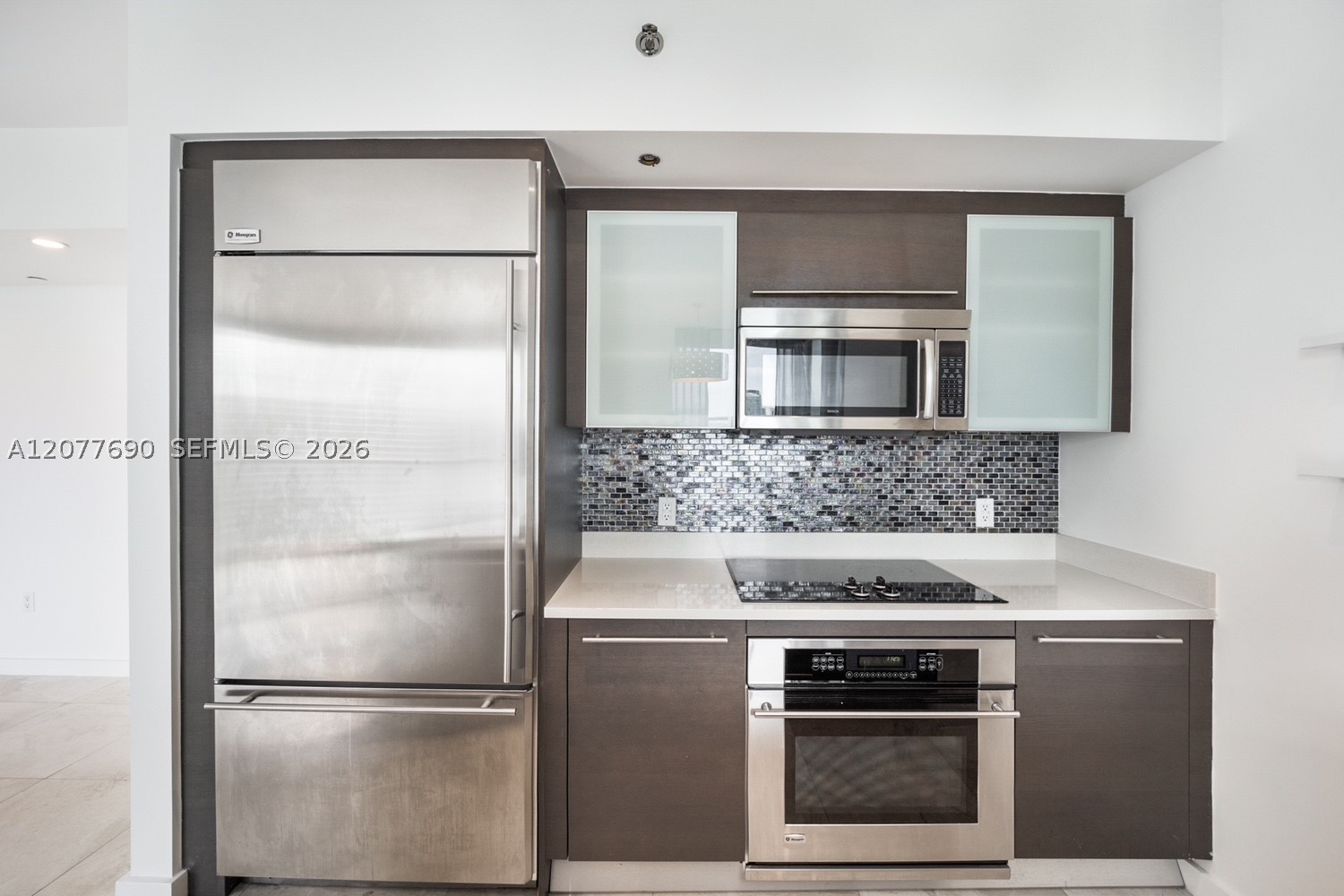 55 SE 6th St #3901, Miami FL 33131