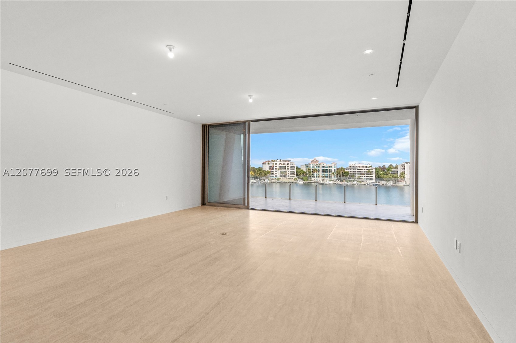 5 Grove ISle #L405, Miami FL 33133