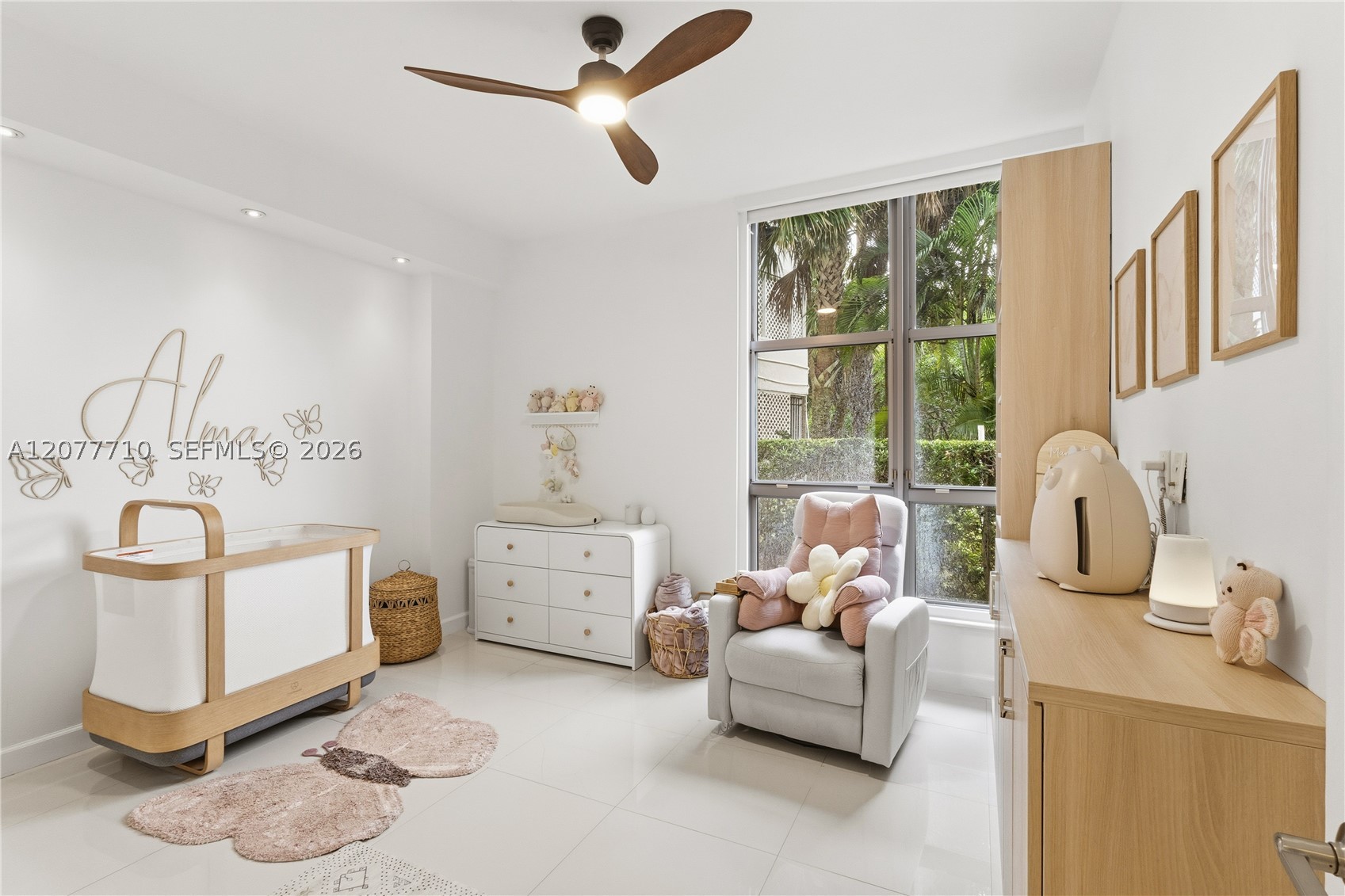 3500 Mystic Pointe Dr #104, Aventura FL 33180