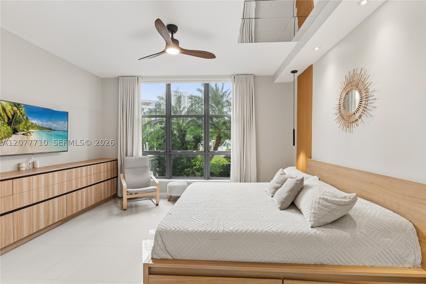3500 Mystic Pointe Dr #104, Aventura FL 33180