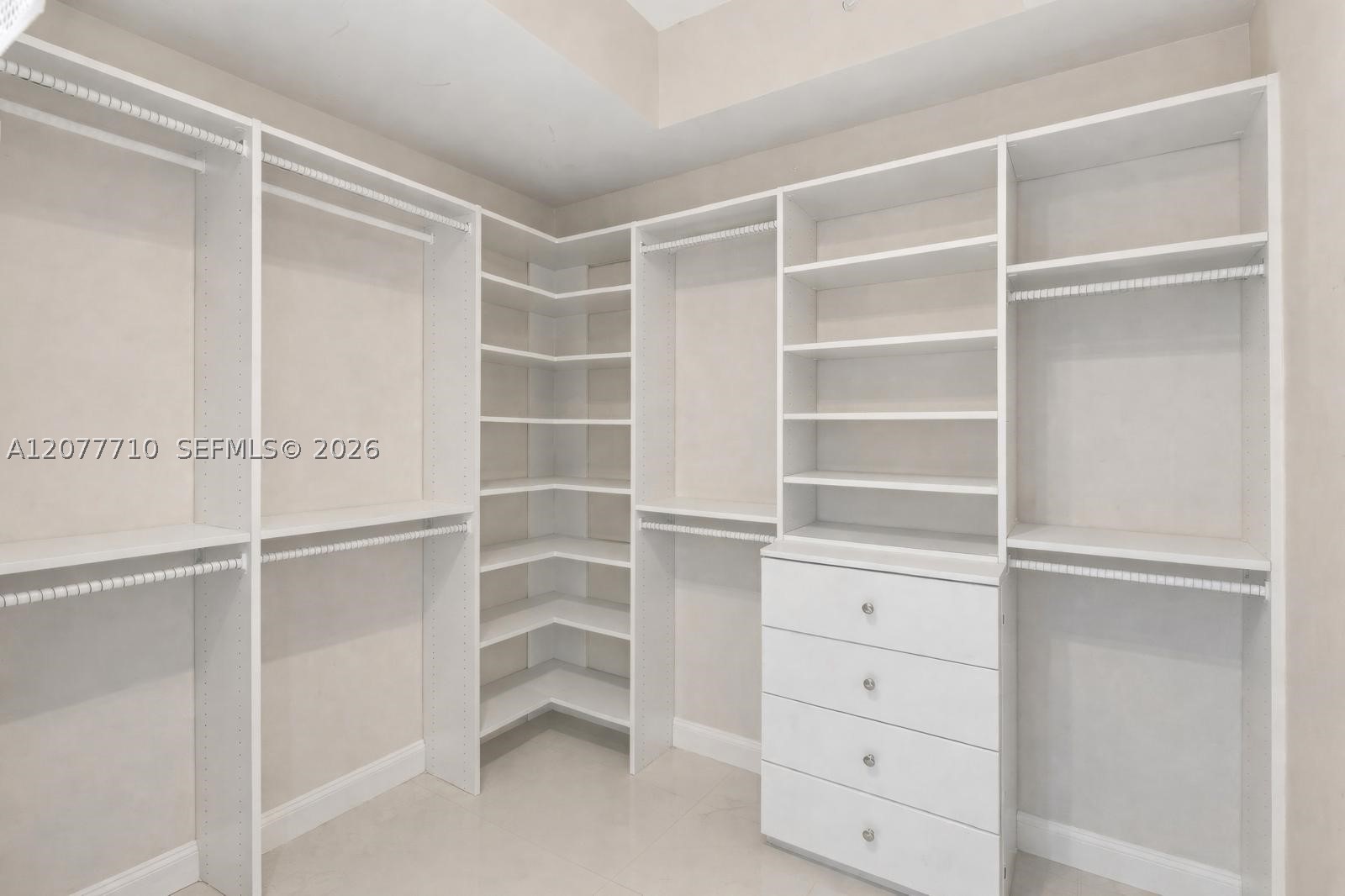 3500 Mystic Pointe Dr #104, Aventura FL 33180