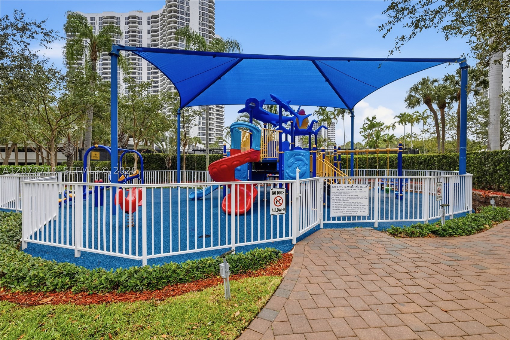 3500 Mystic Pointe Dr #104, Aventura FL 33180