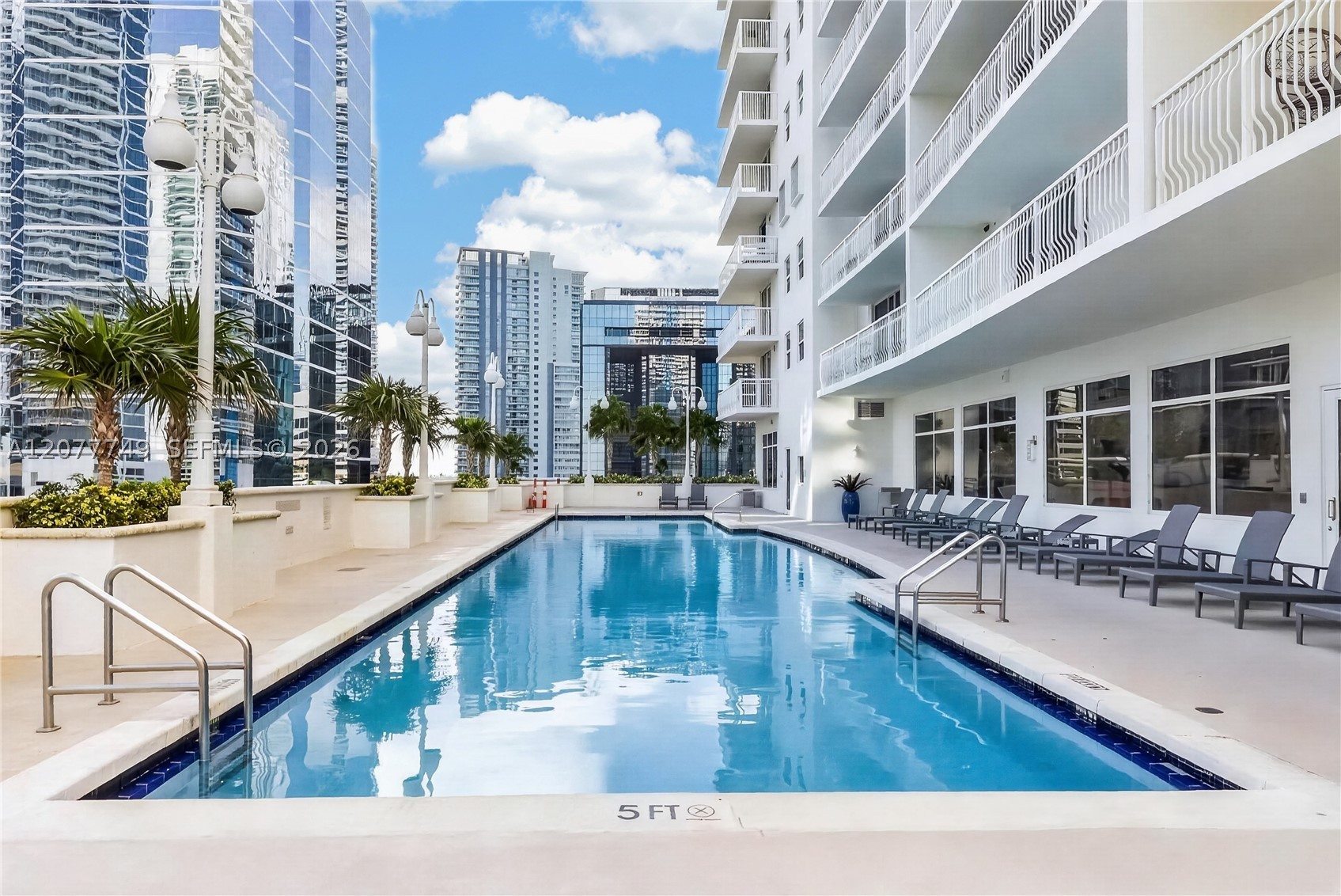 1200 Brickell Bay Dr #4324, Miami FL 33131