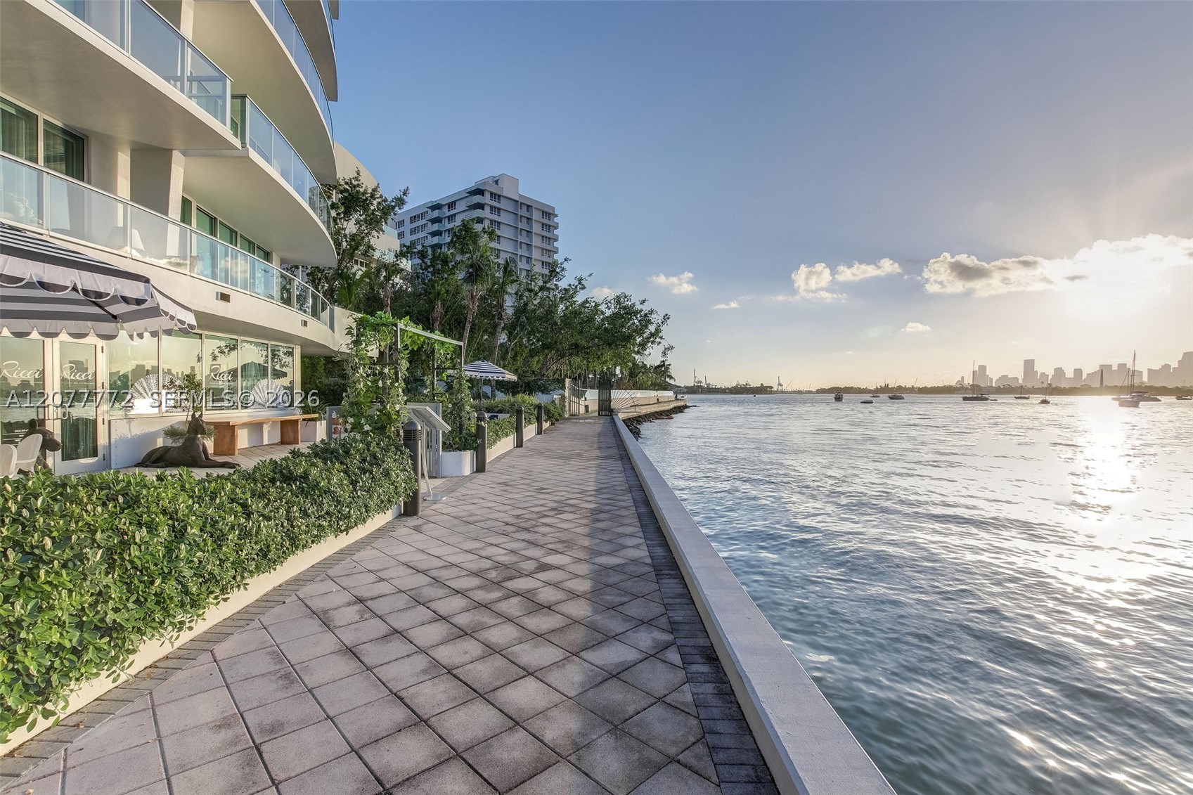 1445 16th St #902, Miami Beach FL 33139