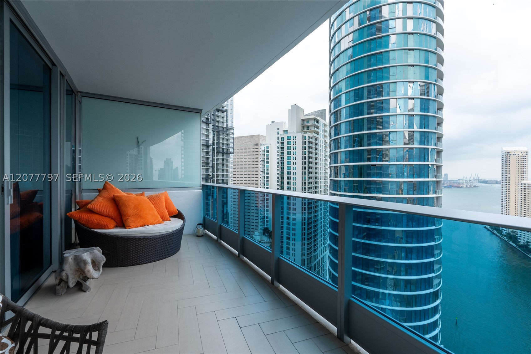 200 Biscayne Boulevard Way #3305, Miami FL 33131