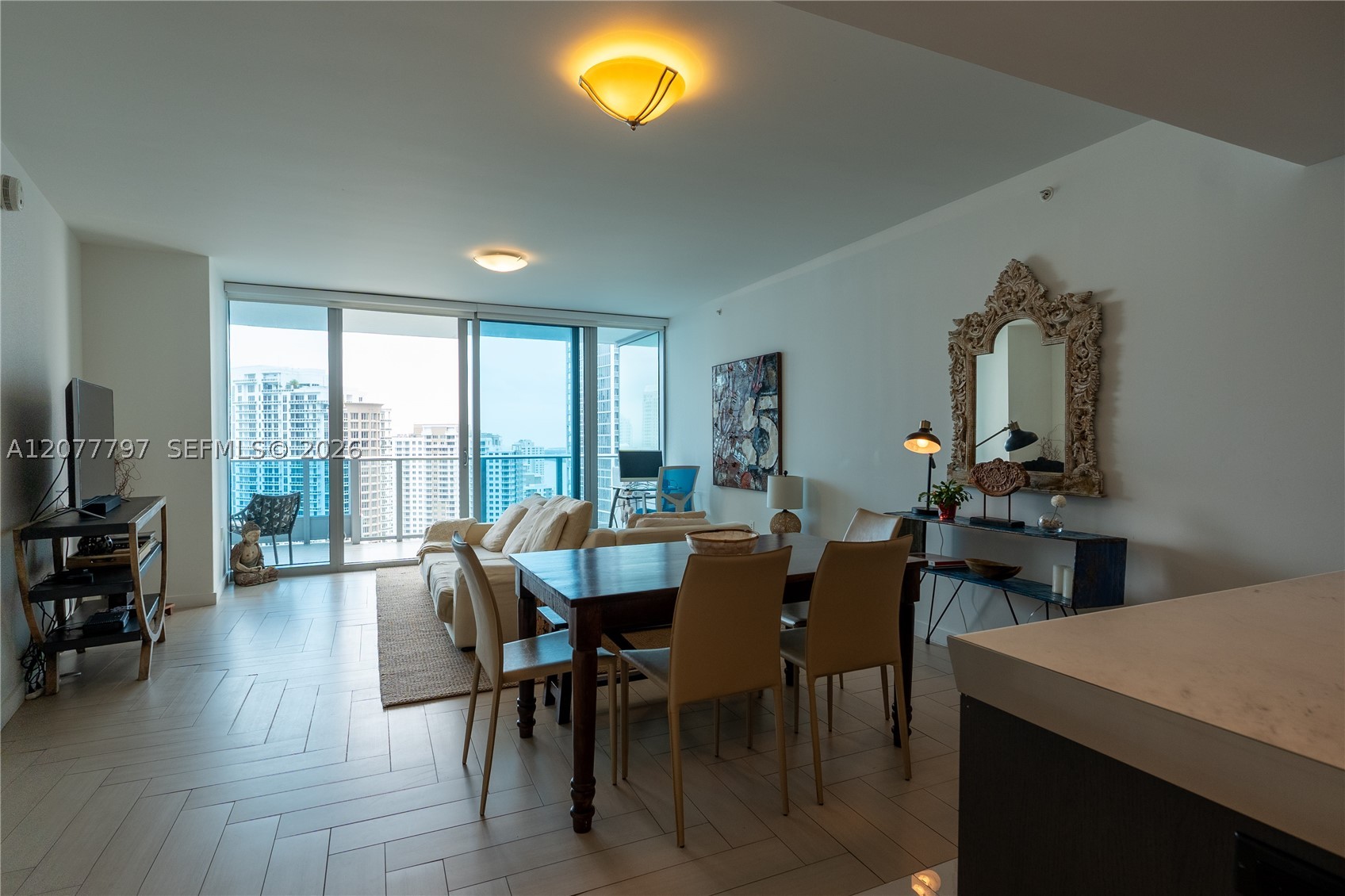 200 Biscayne Boulevard Way #3305, Miami FL 33131