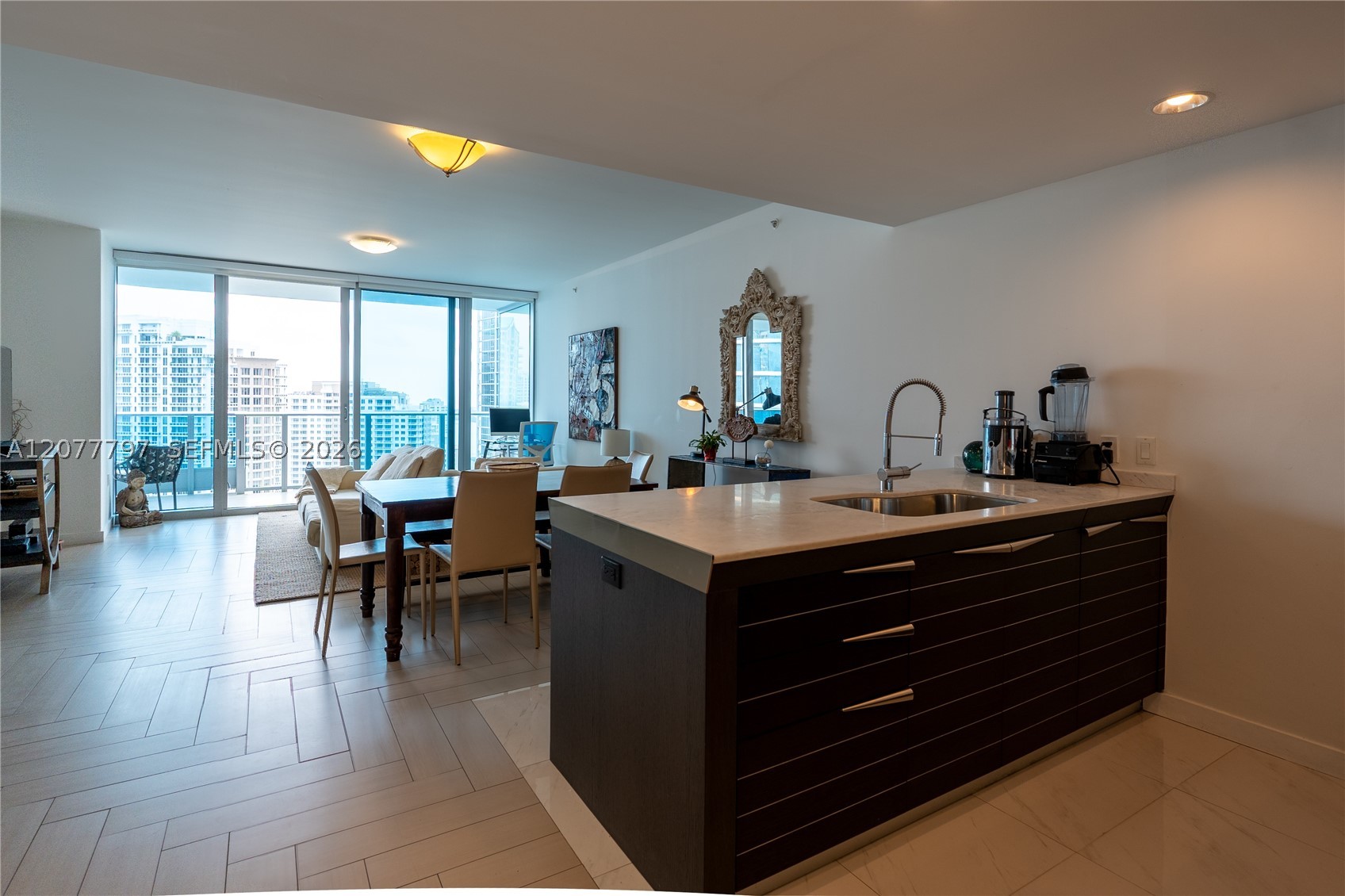 200 Biscayne Boulevard Way #3305, Miami FL 33131