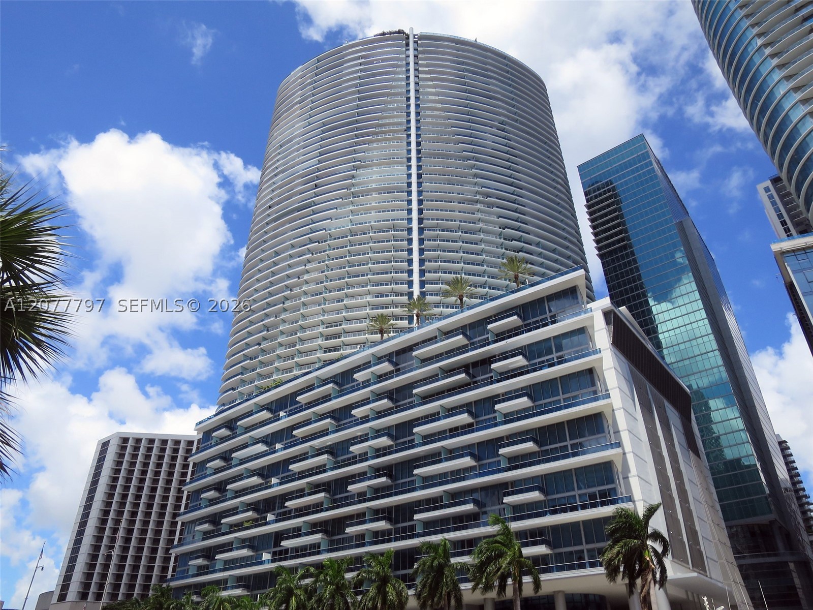 200 Biscayne Boulevard Way #3305, Miami FL 33131