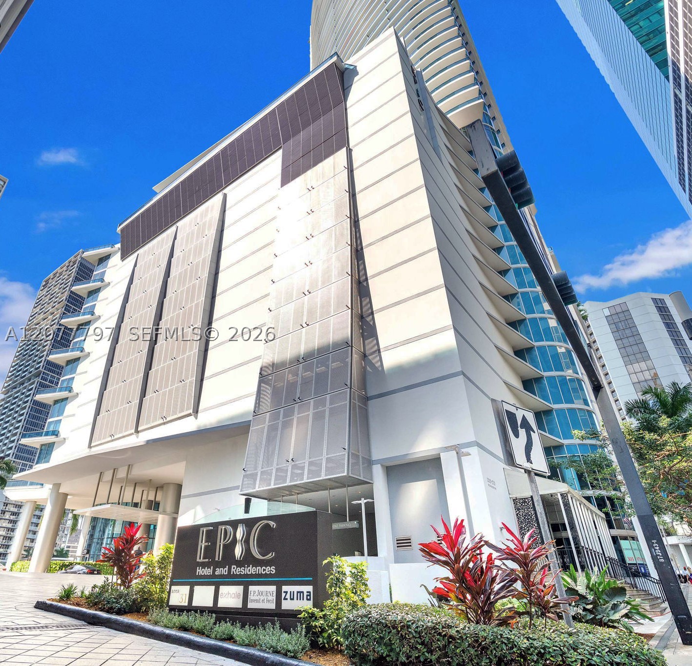 200 Biscayne Boulevard Way #3305, Miami FL 33131