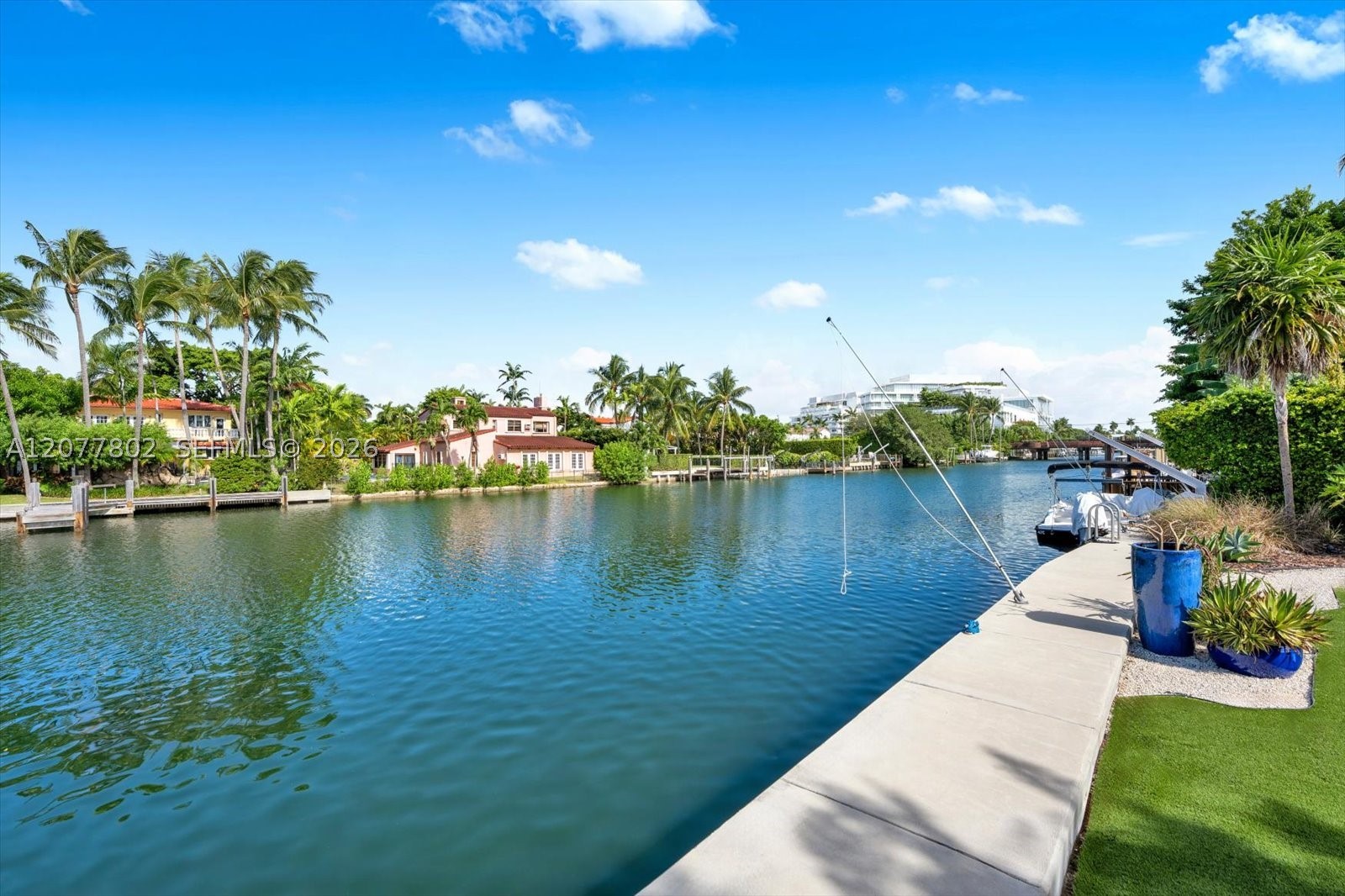 4560 Prairie Ave, Miami Beach FL 33140