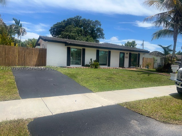 15821 SW 102nd Ct, Miami FL 33157