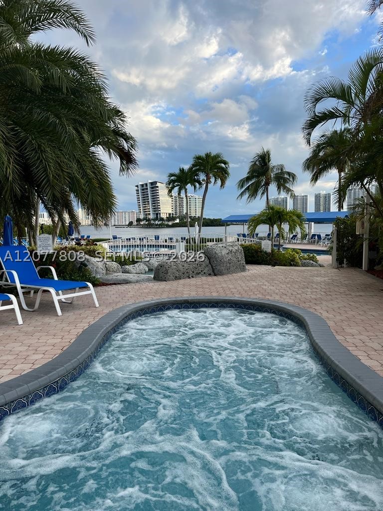 3530 Mystic Pointe Dr #3207, Aventura FL 33180