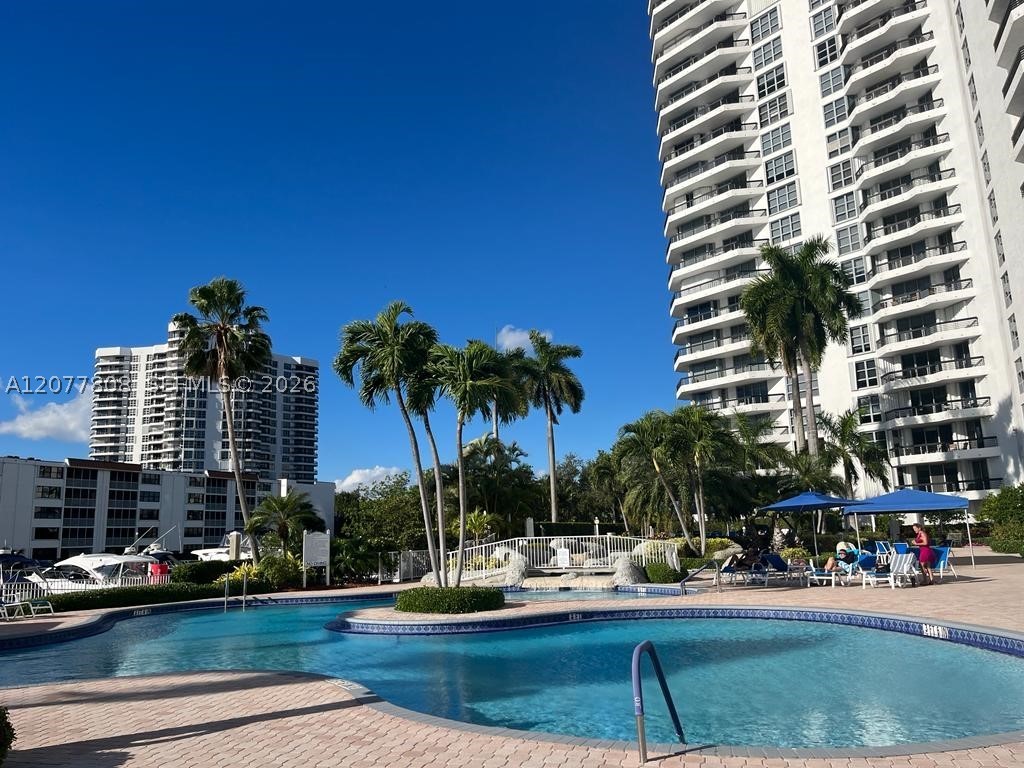 3530 Mystic Pointe Dr #3207, Aventura FL 33180