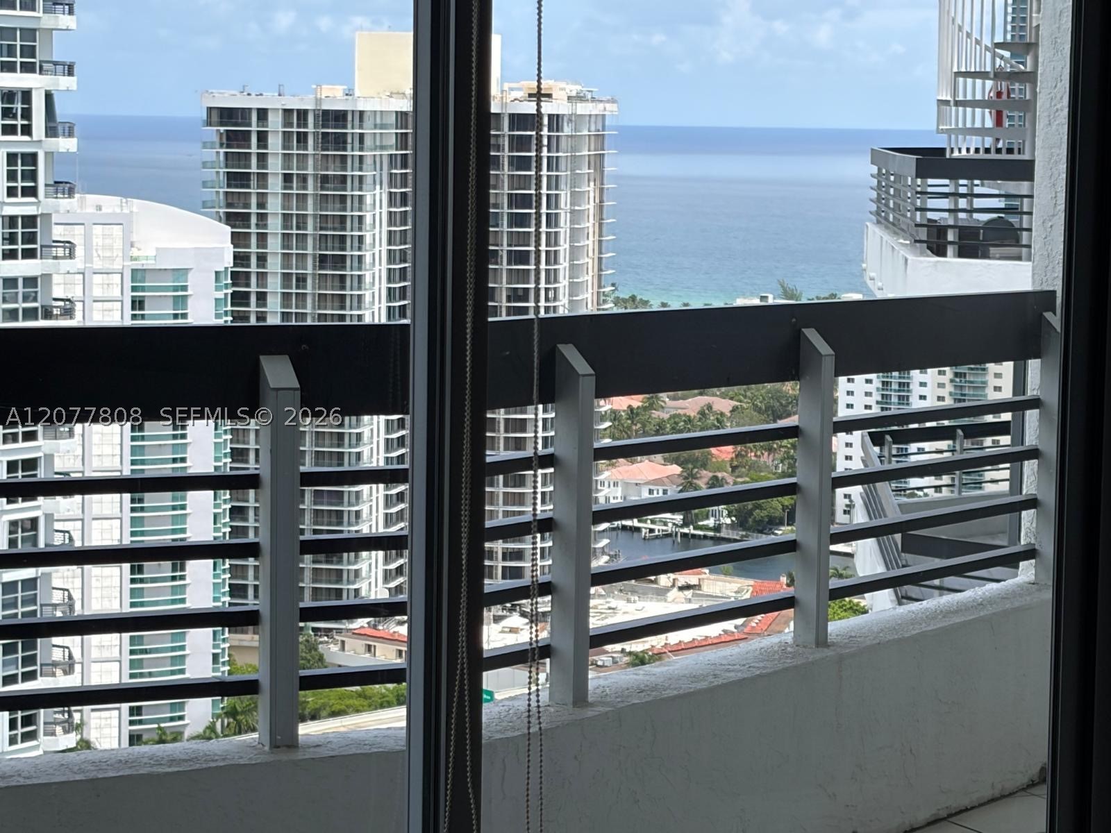 3530 Mystic Pointe Dr #3207, Aventura FL 33180