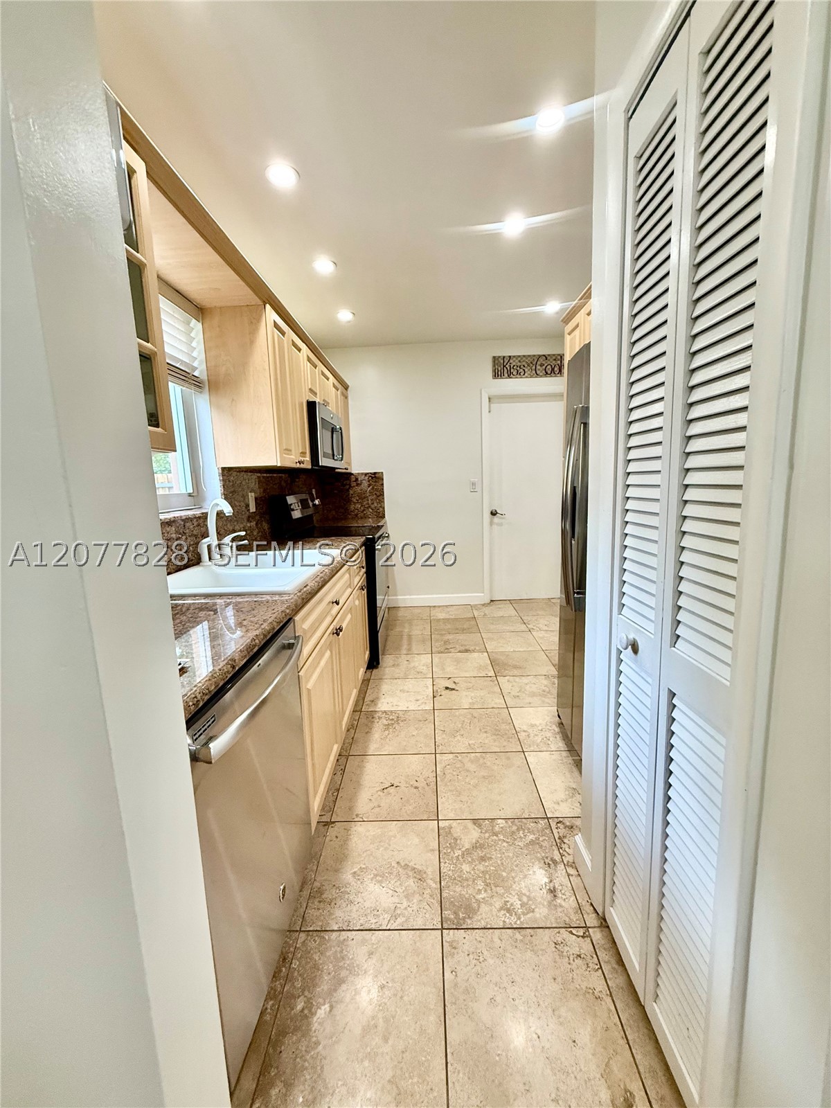 1340 Miami Springs Ave #o, Miami Springs FL 33166