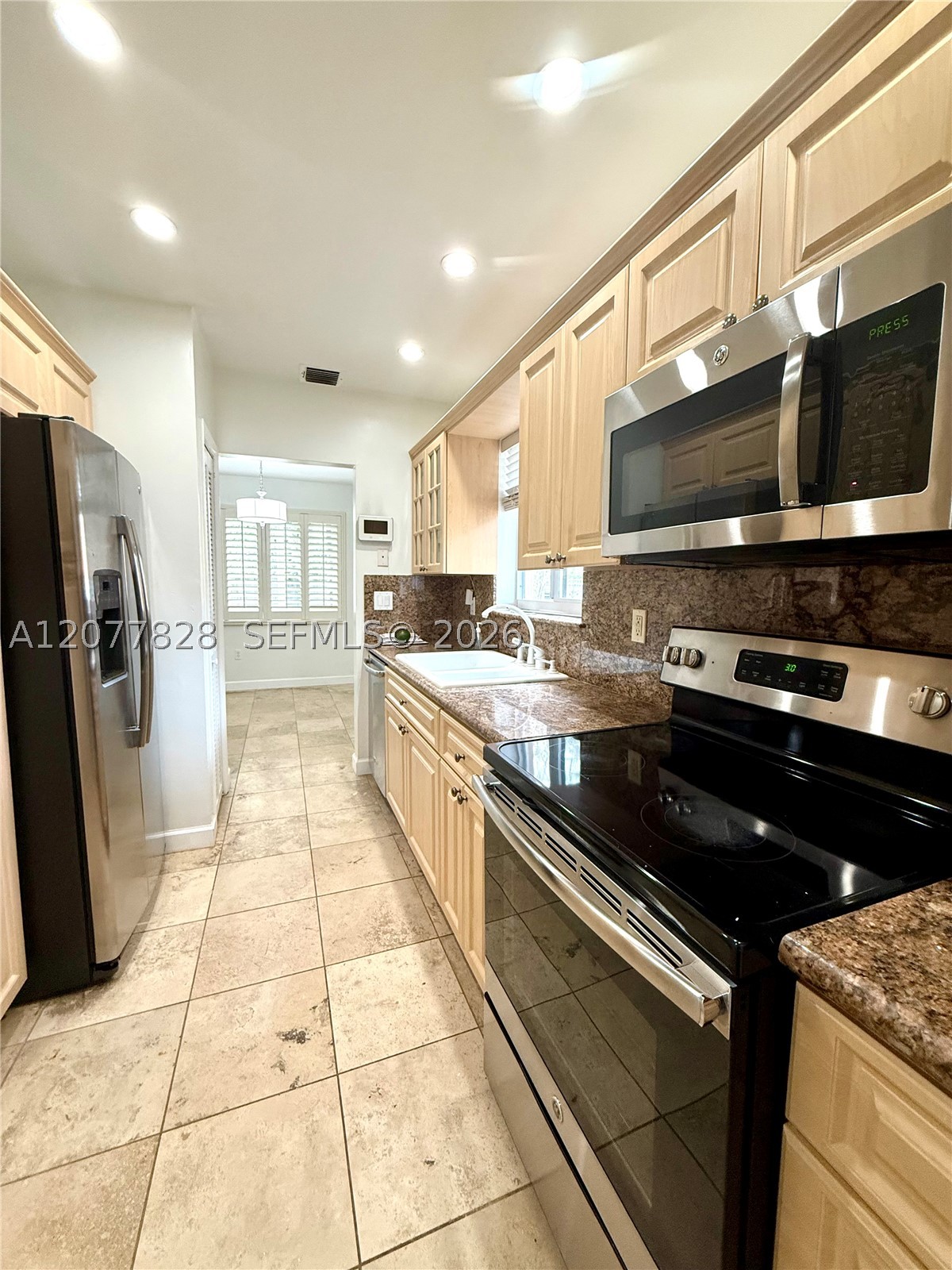 1340 Miami Springs Ave #o, Miami Springs FL 33166