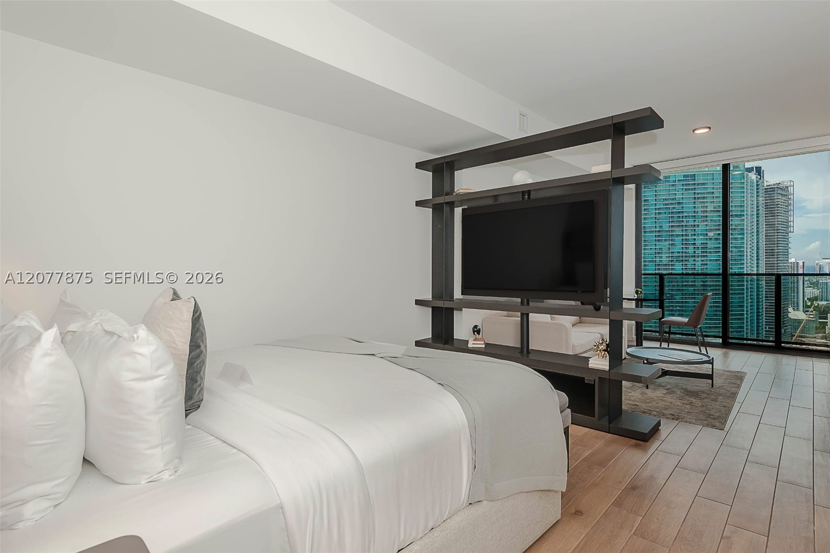 398 NE 5th St #3104, Miami FL 33132
