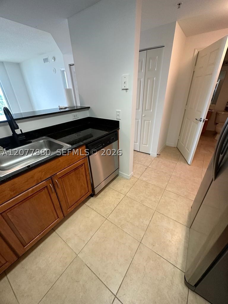 215 SW 42nd Ave #PH11, Miami FL 33134