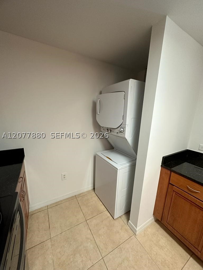 215 SW 42nd Ave #PH11, Miami FL 33134