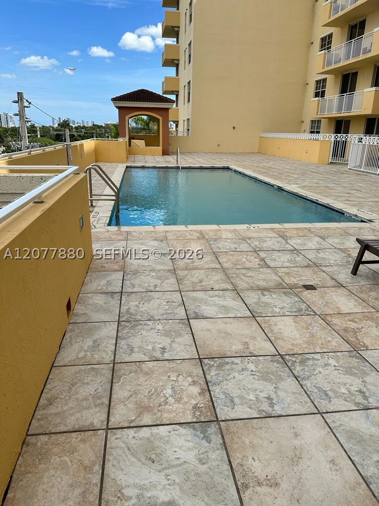 215 SW 42nd Ave #PH11, Miami FL 33134