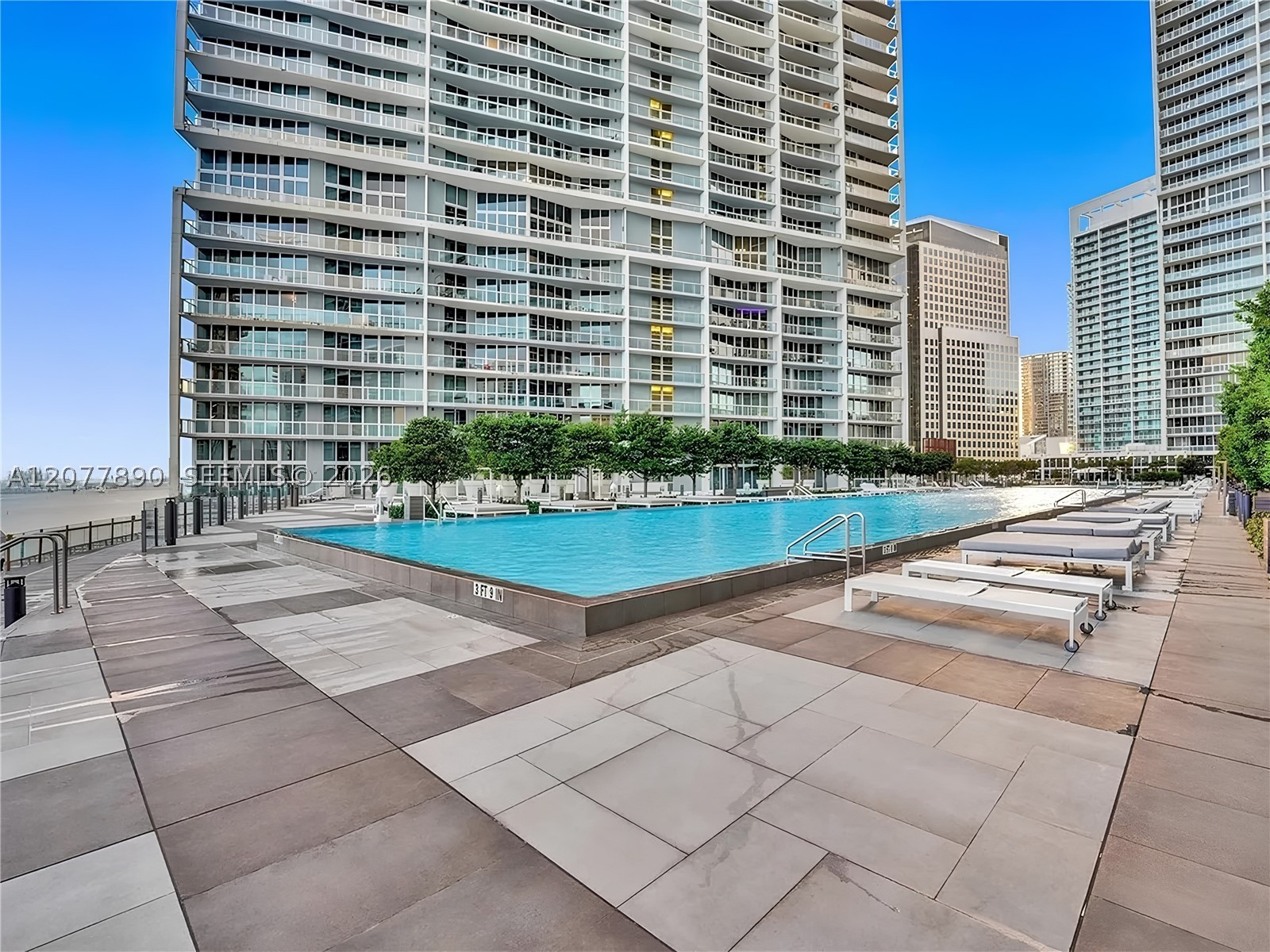 495 Brickell Ave #2707, Miami FL 33131