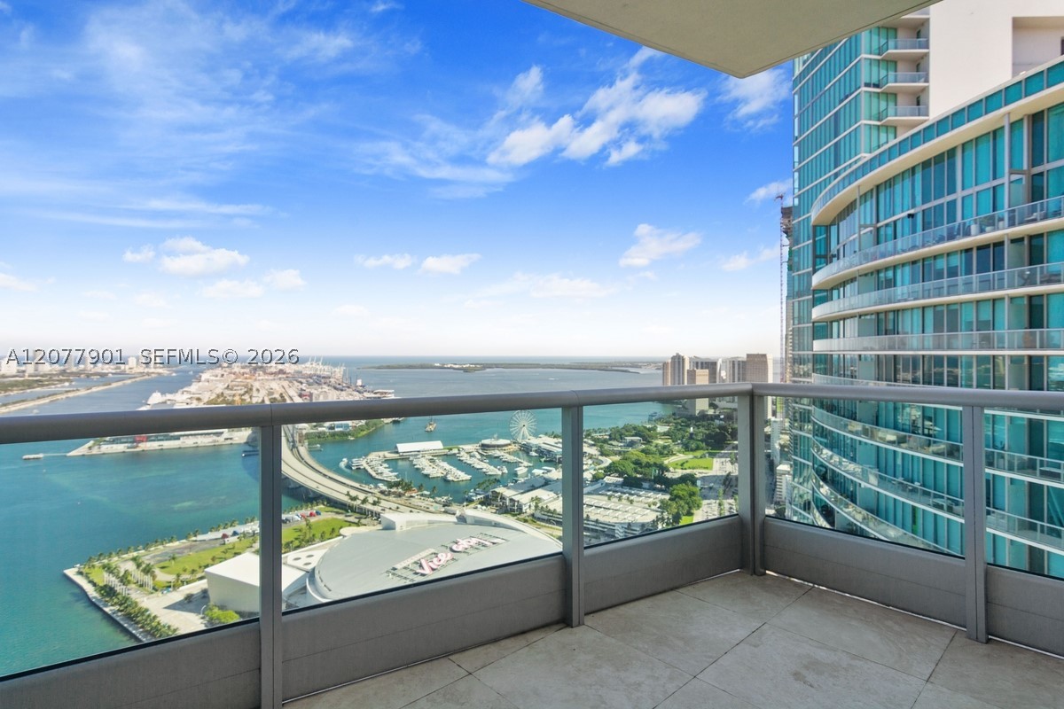 900 Biscayne Blvd #5001, Miami FL 33132