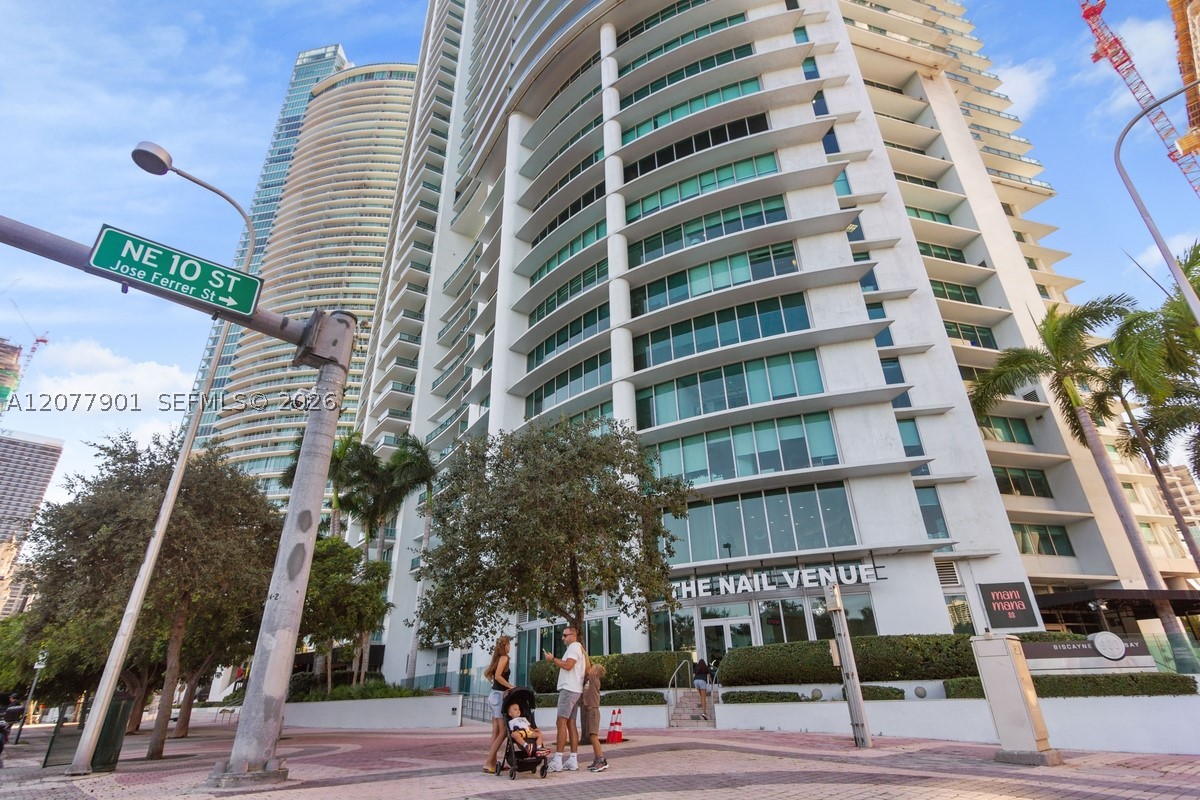 900 Biscayne Blvd #5001, Miami FL 33132