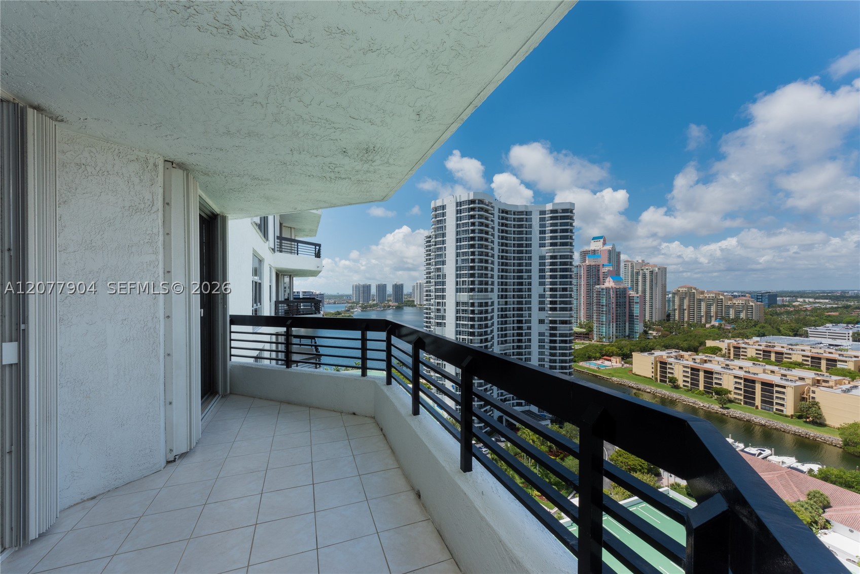 3500 MYSTIC POINTE DR #2202, Aventura FL 33180