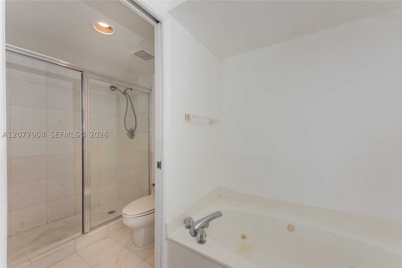 3500 MYSTIC POINTE DR #2202, Aventura FL 33180