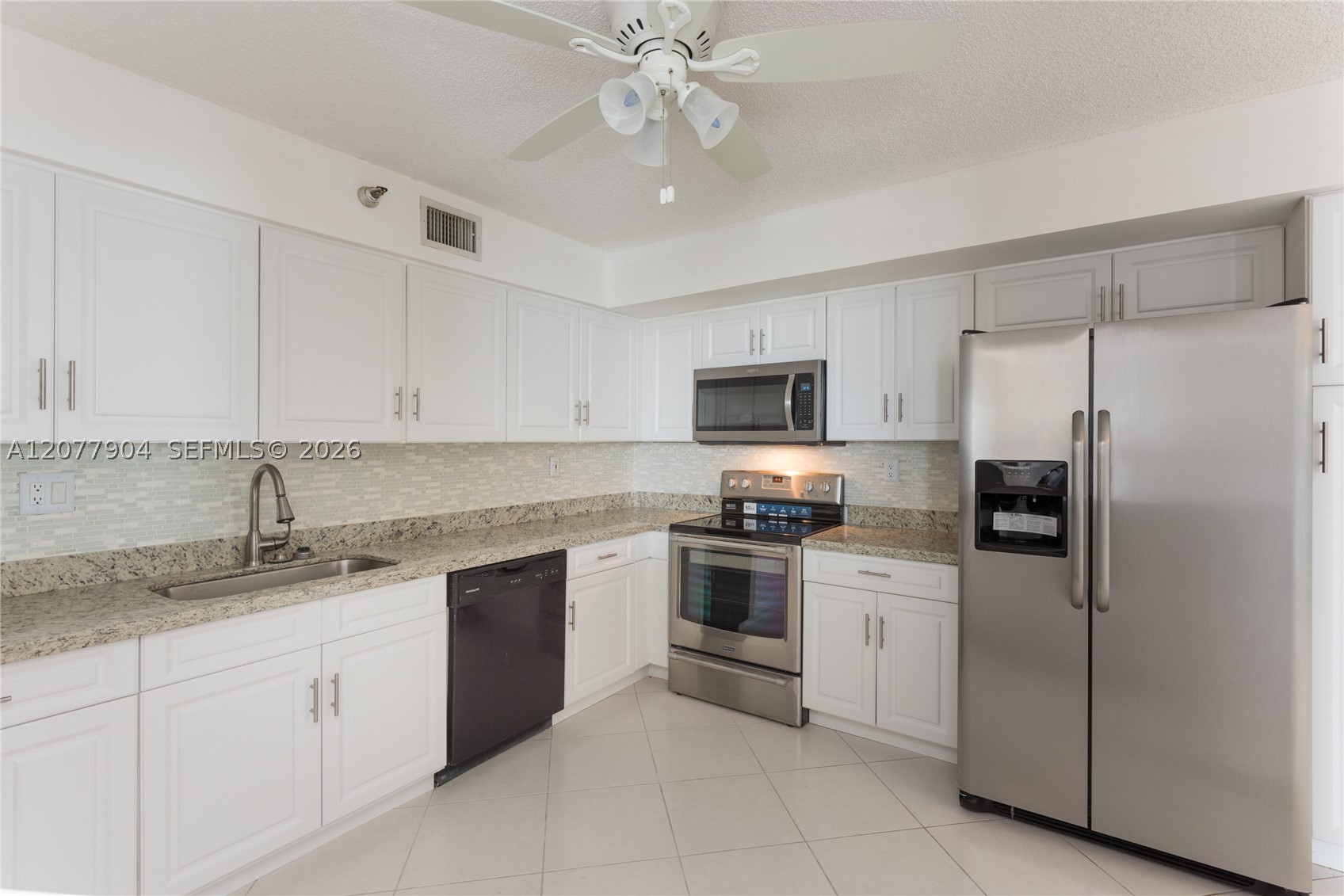 3500 MYSTIC POINTE DR #2202, Aventura FL 33180