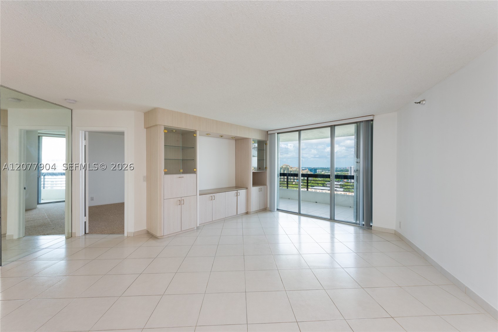 3500 MYSTIC POINTE DR #2202, Aventura FL 33180
