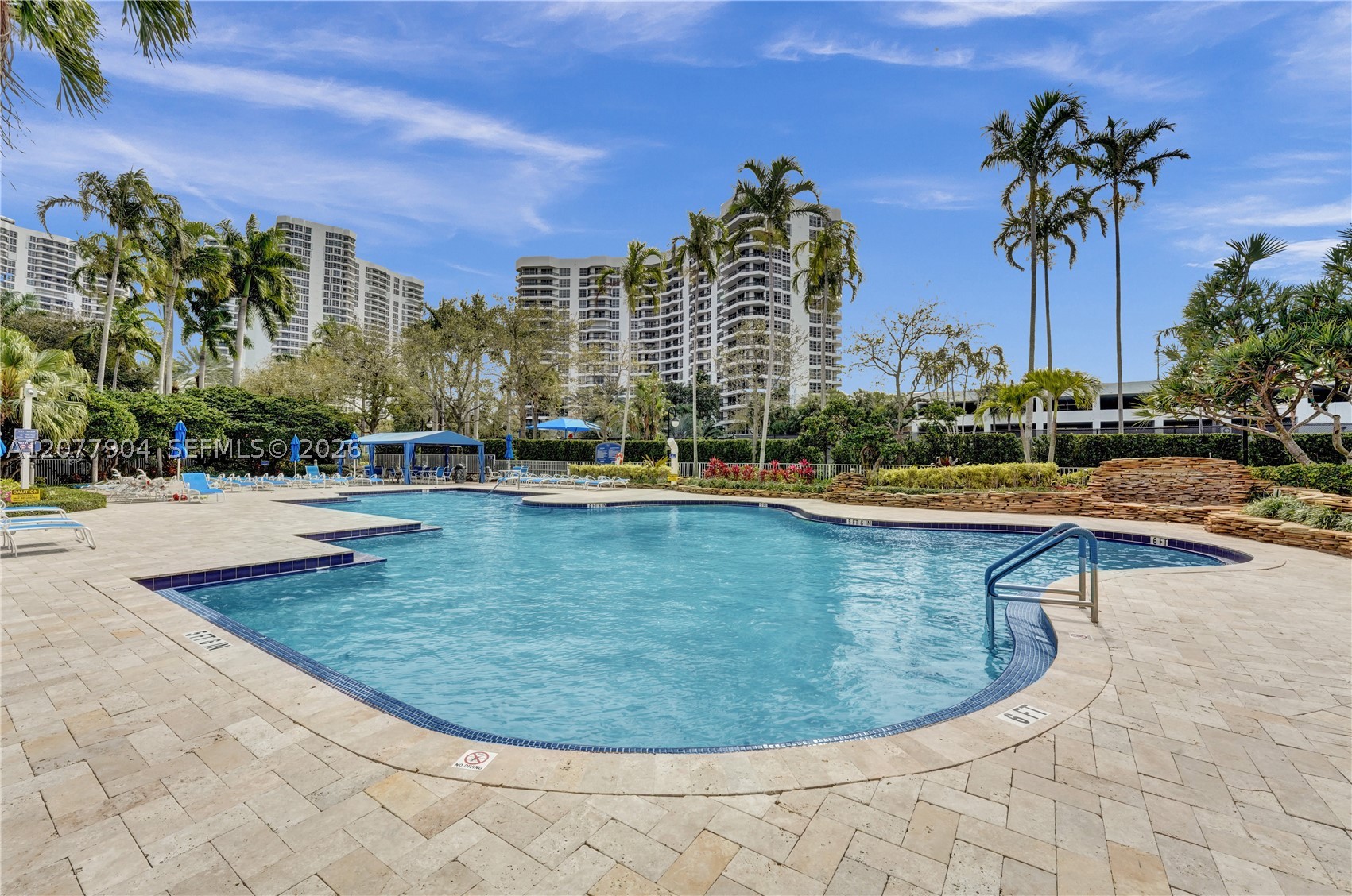 3500 MYSTIC POINTE DR #2202, Aventura FL 33180