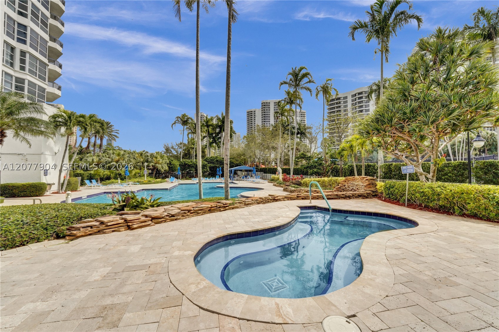 3500 MYSTIC POINTE DR #2202, Aventura FL 33180